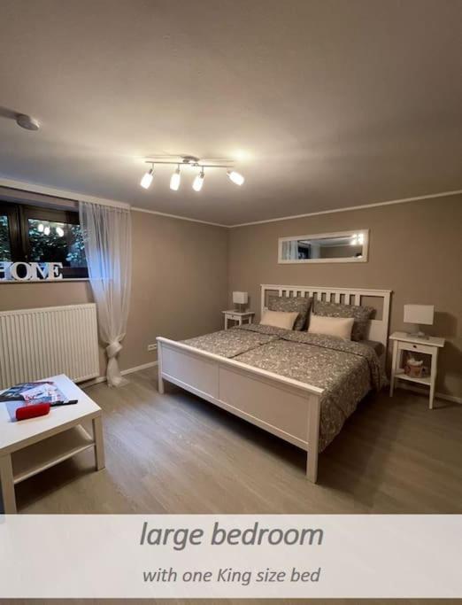 Souterrain-Apartment Mit Privater Sauna Duisburg Zewnętrze zdjęcie